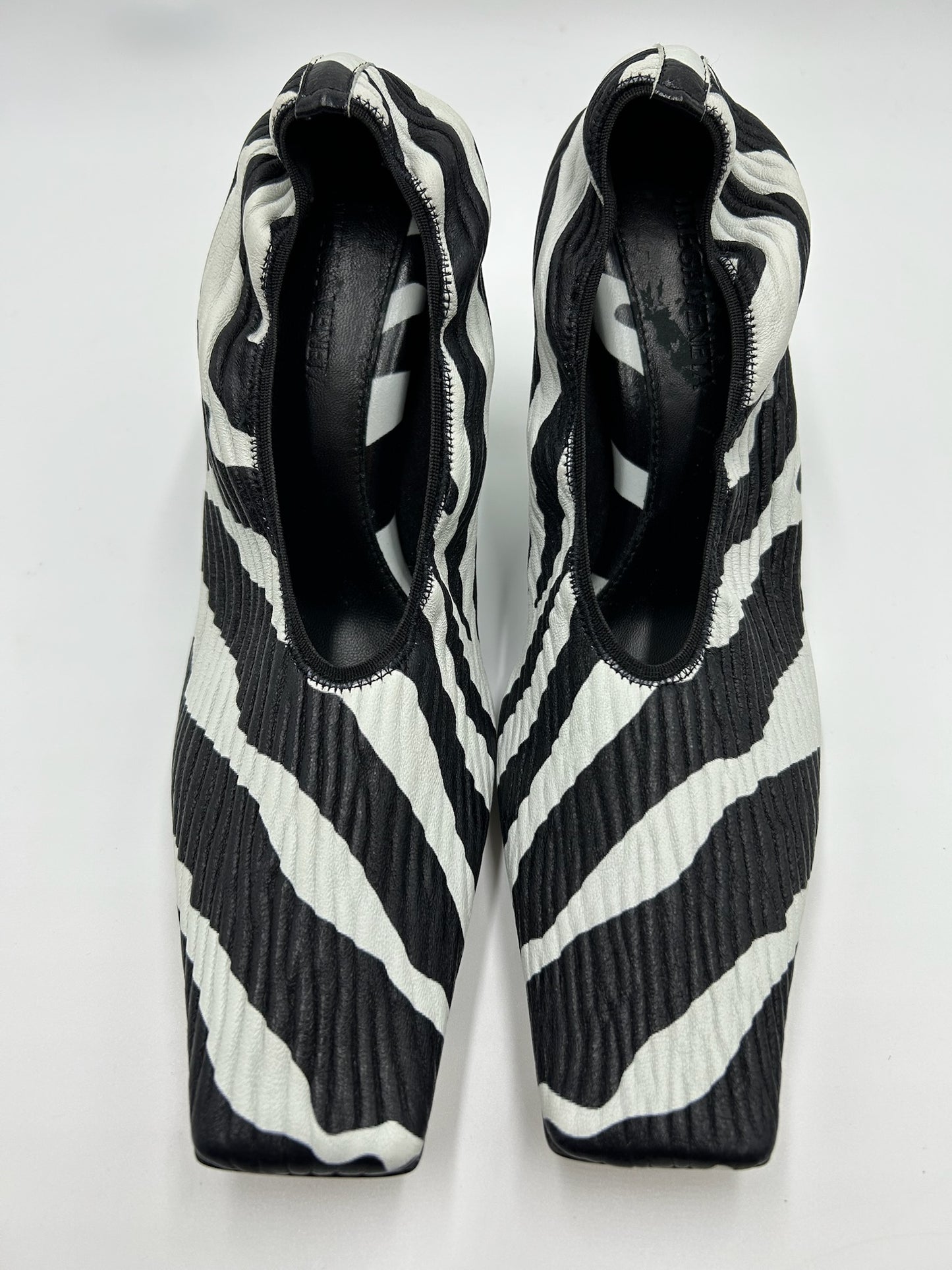Bottega Veneta Zebra Stripe Square Toe Pump Size 37