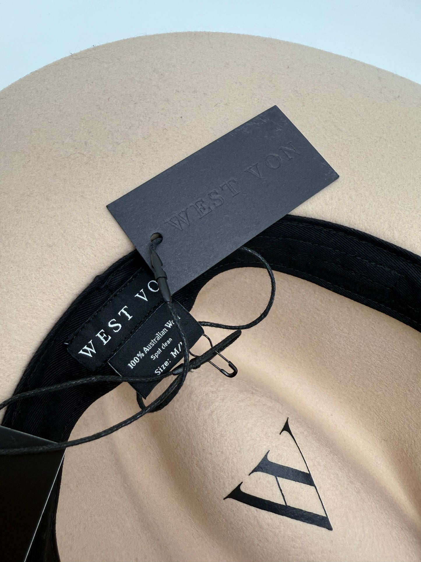 Brand New Von West Nova Wool Hat Size M/L