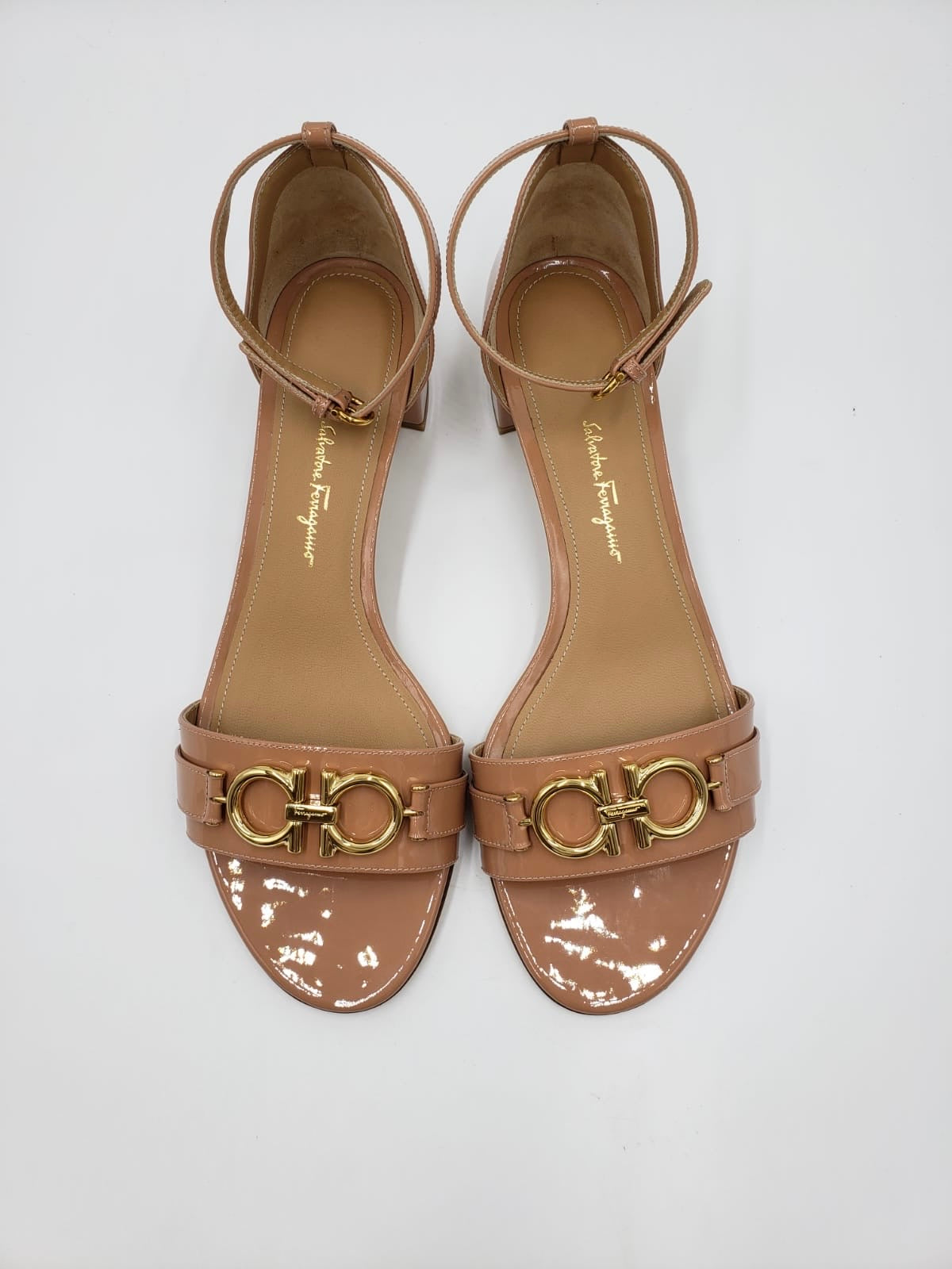 Brand New Salvatore Ferragamo Biege Patent Sandals Size 8.5