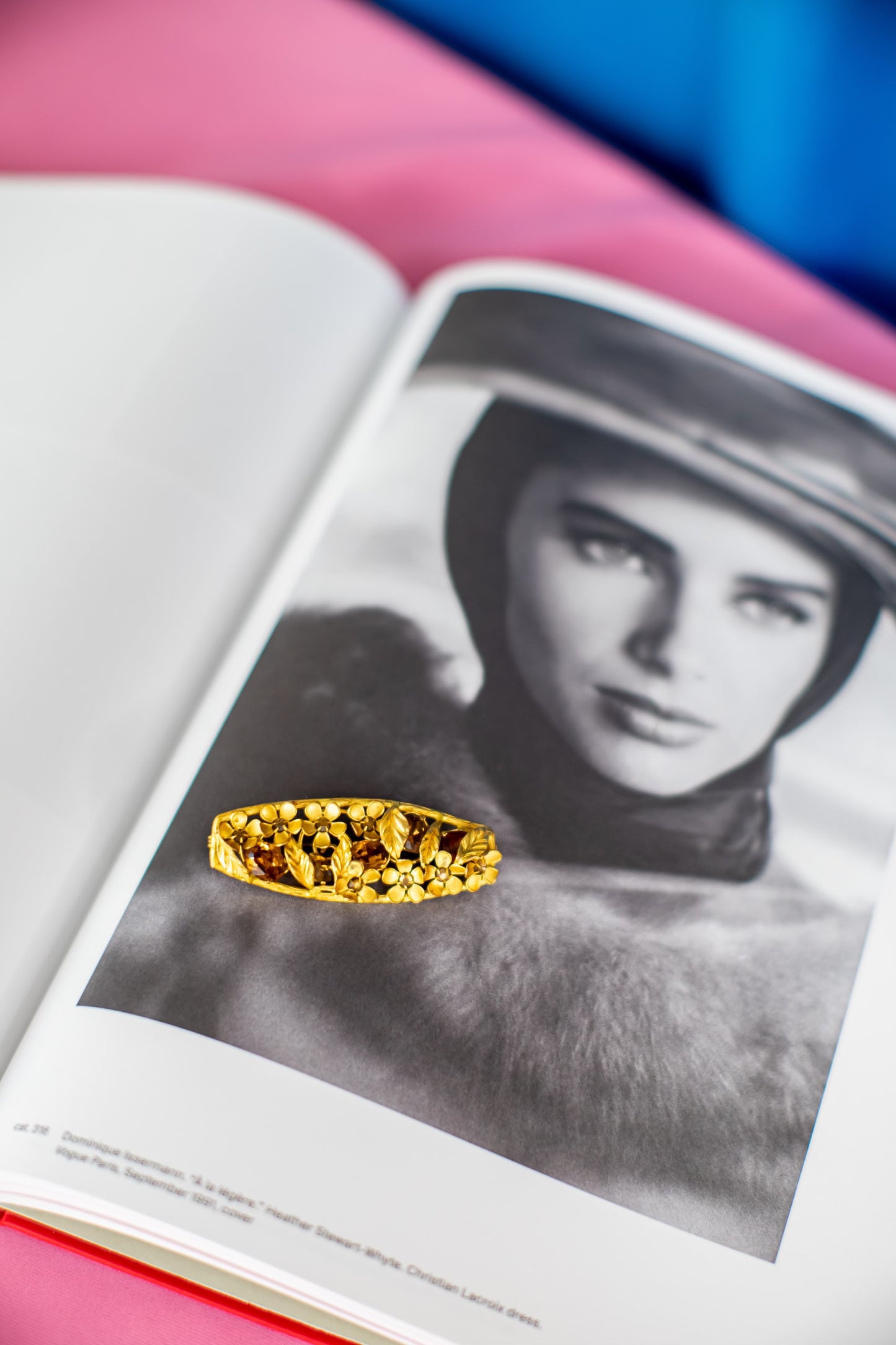 Vintage 1930s Czech Brooch