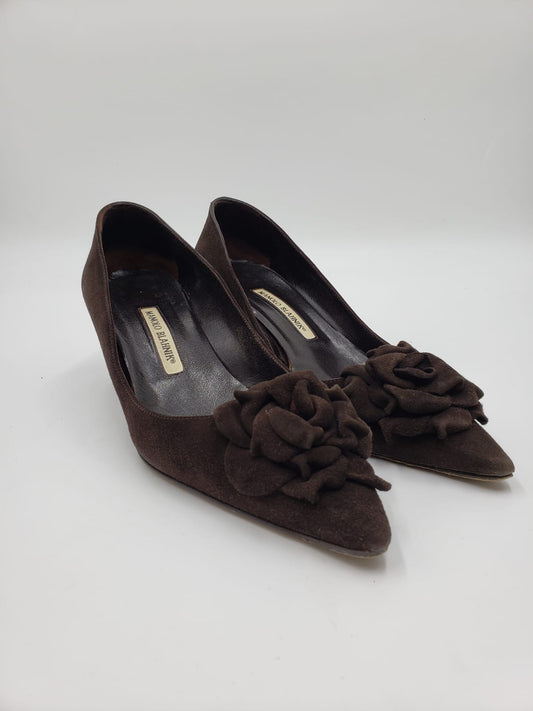 Manolo Blahnik Brown Suede Kitten Heel Pump Size 38.5