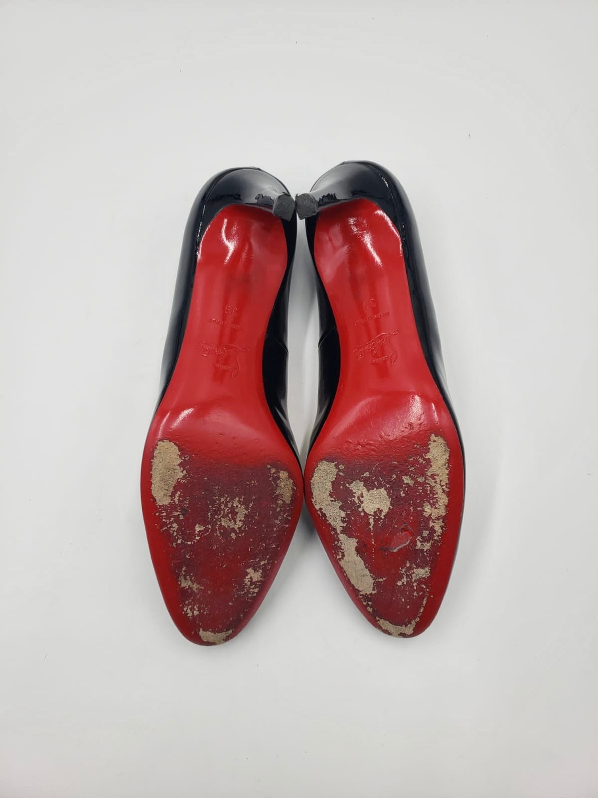 Christian Louboutin Black Patent Round Toe Pump Size 39