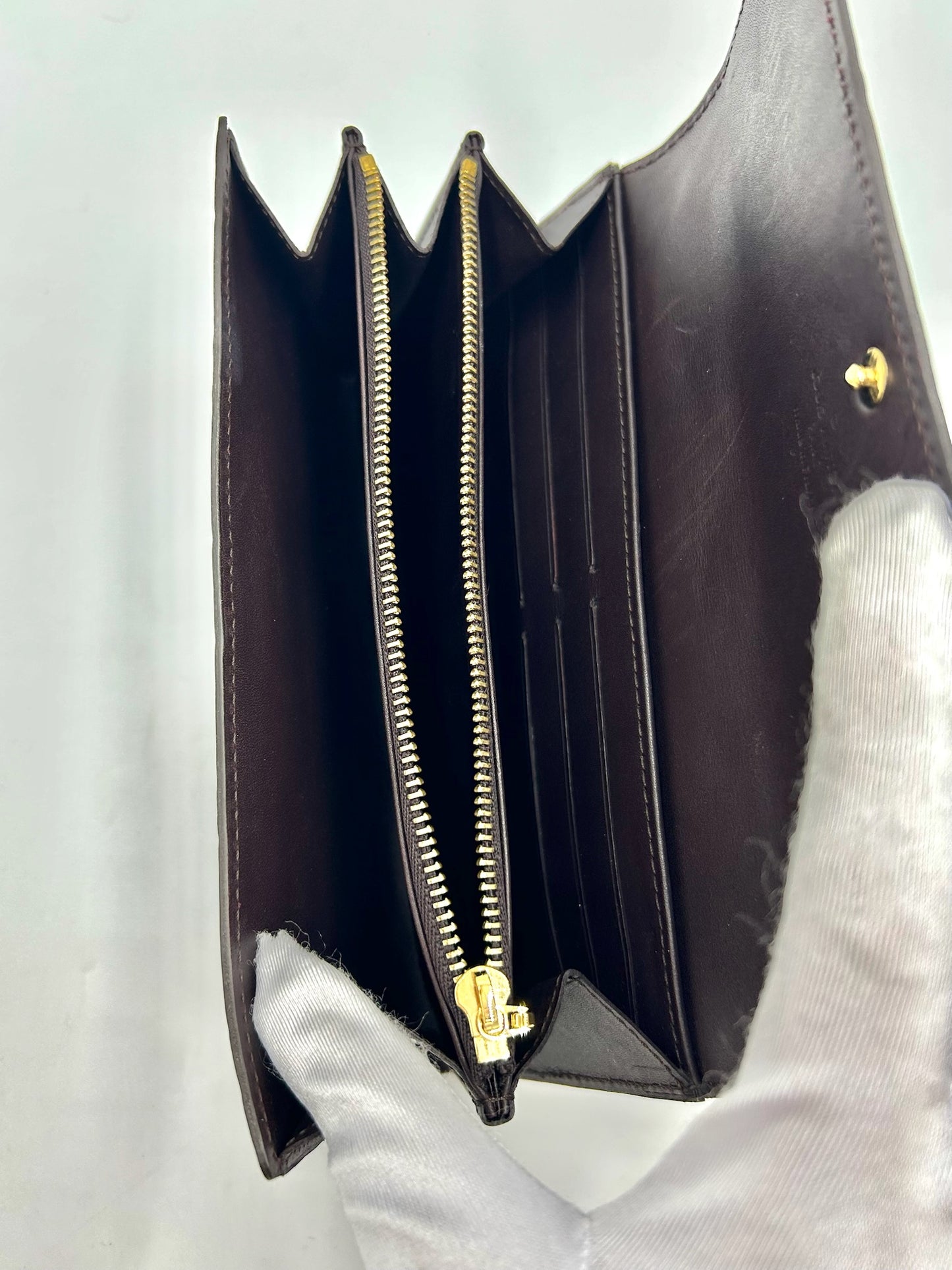 LOUIS VUITTON Monogram Vernis Sarah Wallet