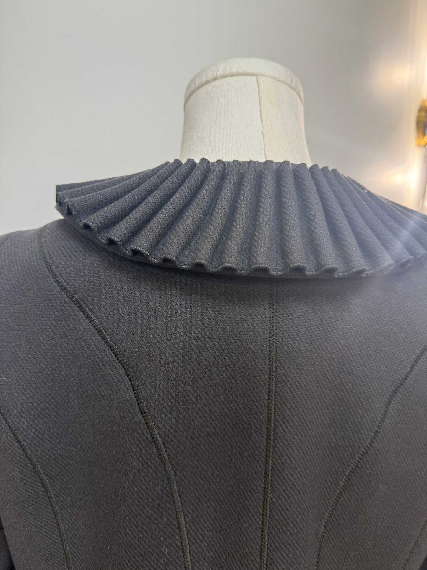 Louis Vuitton Olive Green Wool Coat Size 42