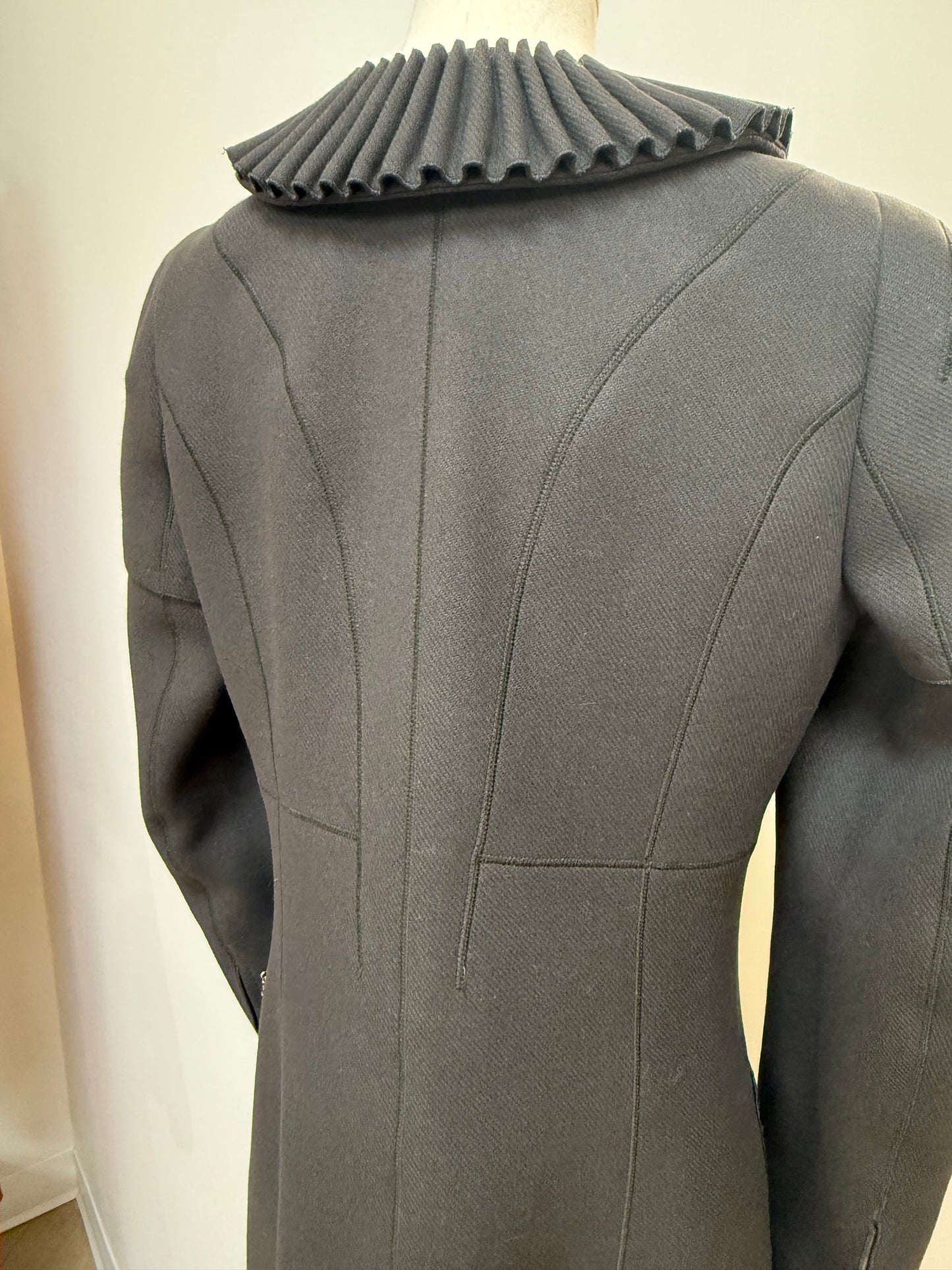 Louis Vuitton Olive Green Wool Coat Size 42