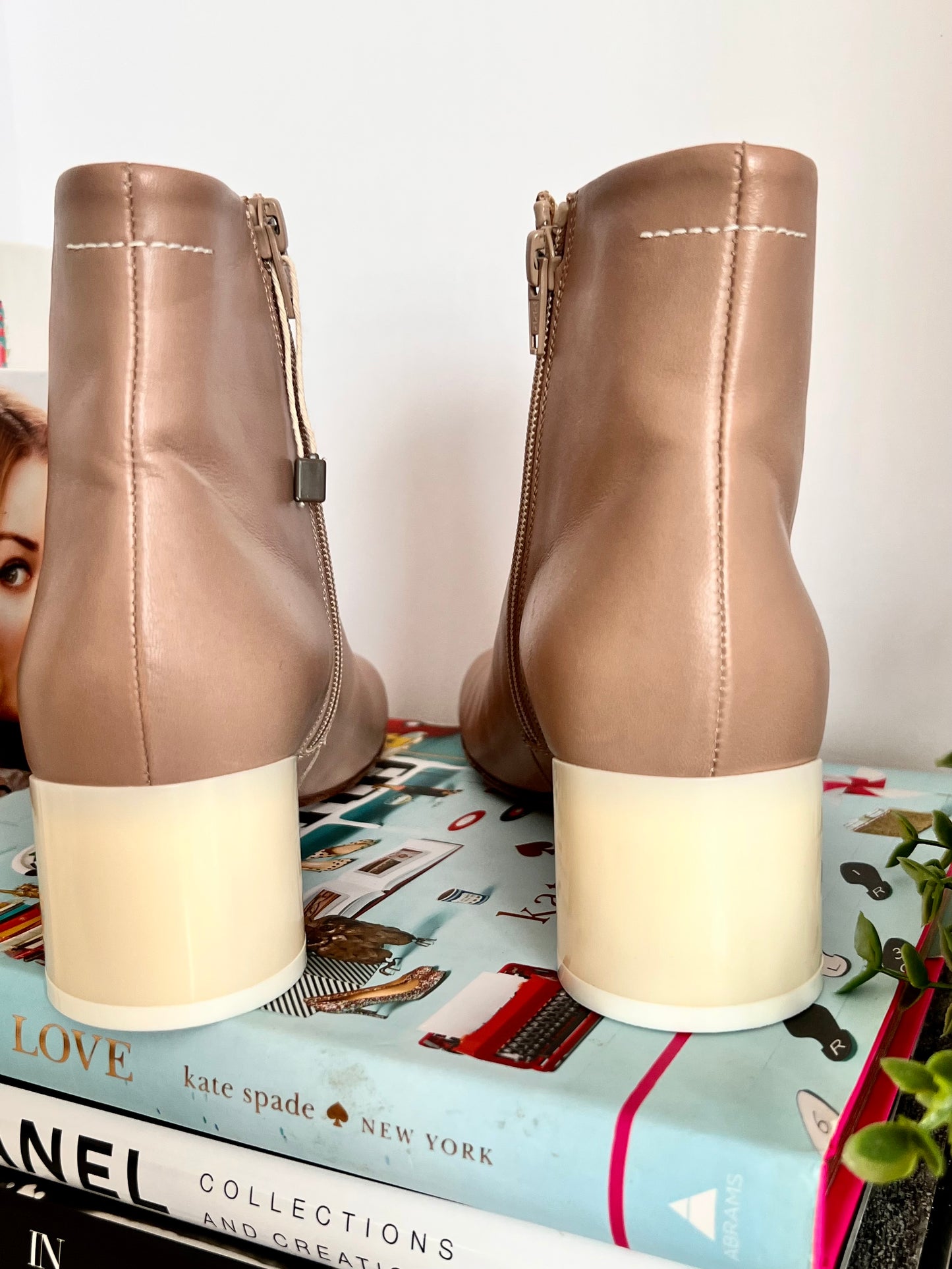 MM6 MAISON MARGIELA Taupe Leather Ankle Boots Size 40