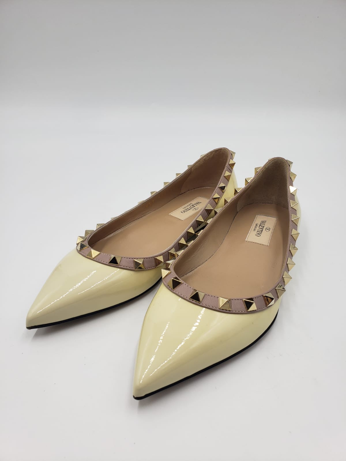Brand New Valentino Yellow Rockstud Flats Size 36