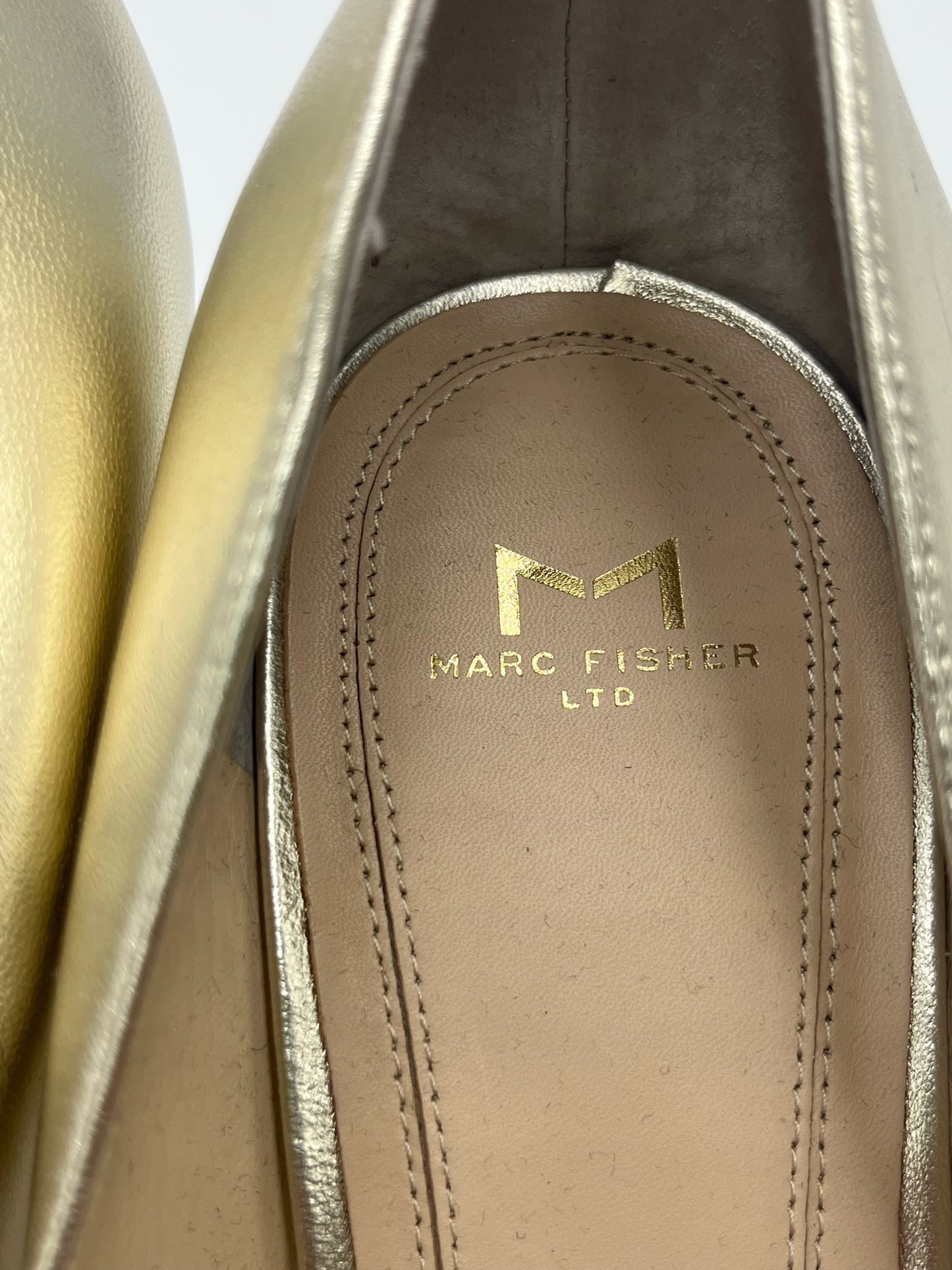 Marc Fisher Alibene Metallic Gold Leather Pump Size 10