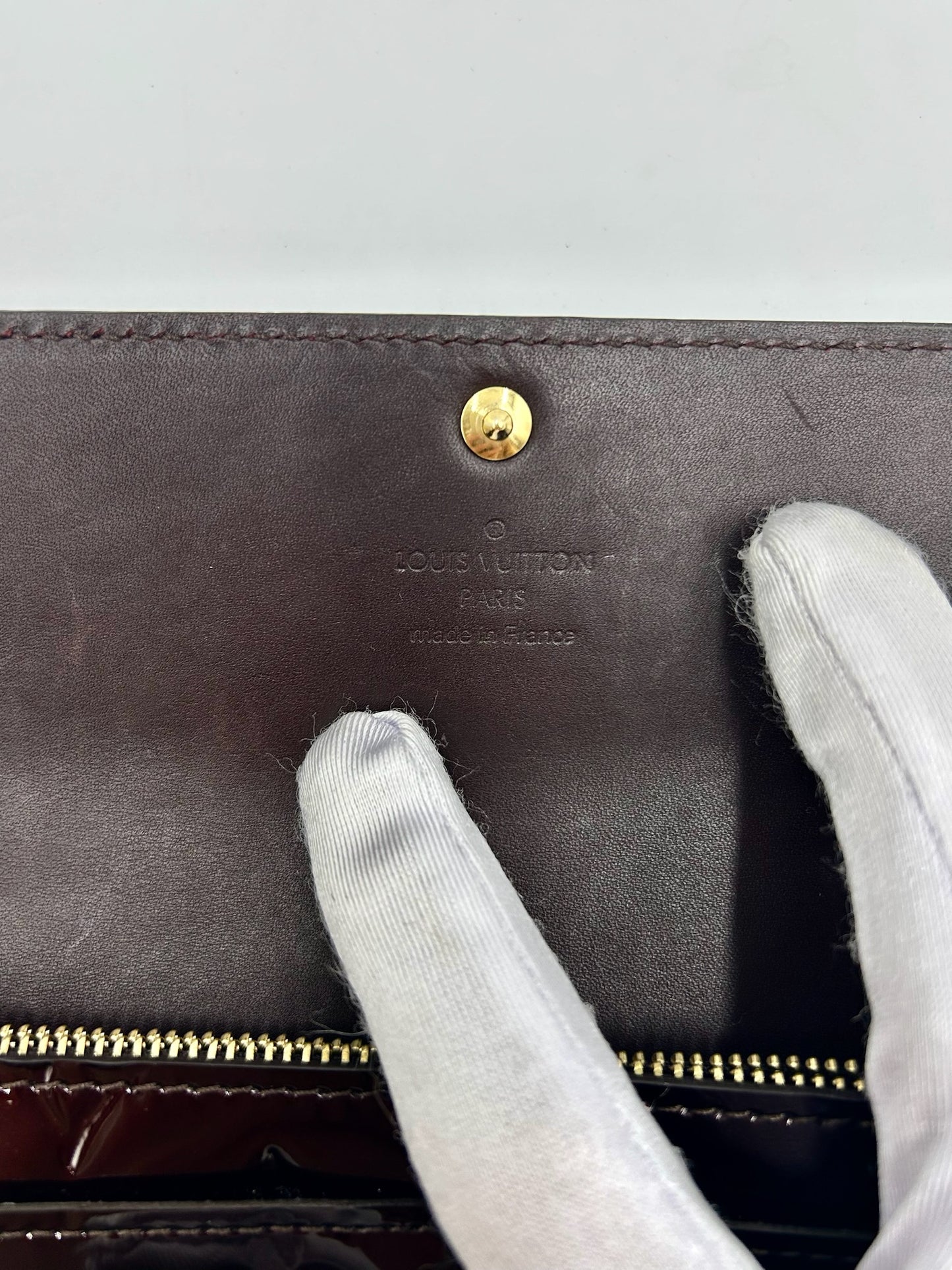 LOUIS VUITTON Monogram Vernis Sarah Wallet