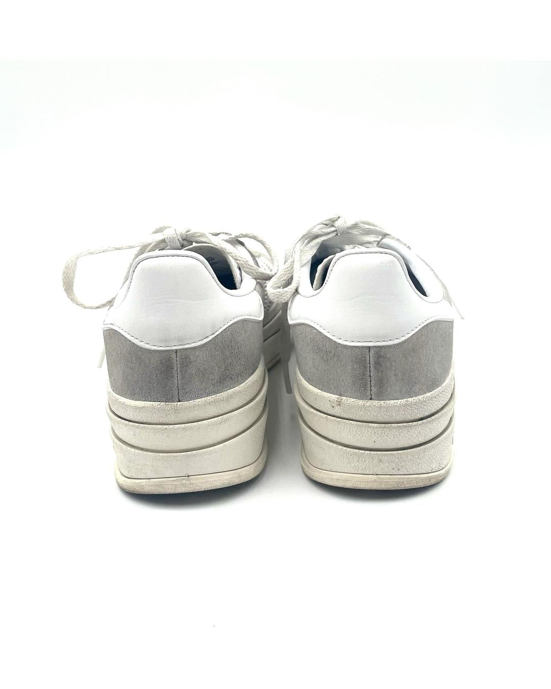 Adidas Bold Grey & White Stripe Sneakers Size 7.5