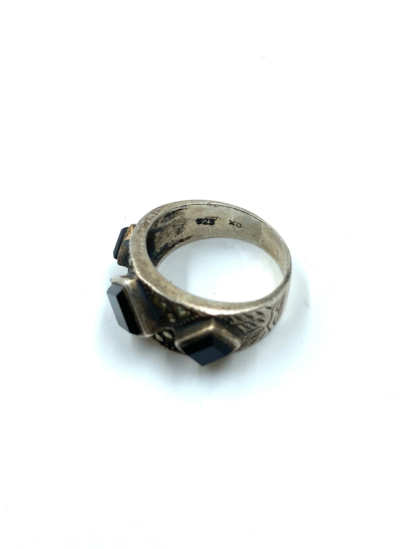 Sterling silver ring size 7 with three rectangular black onyx stones and etched side details.