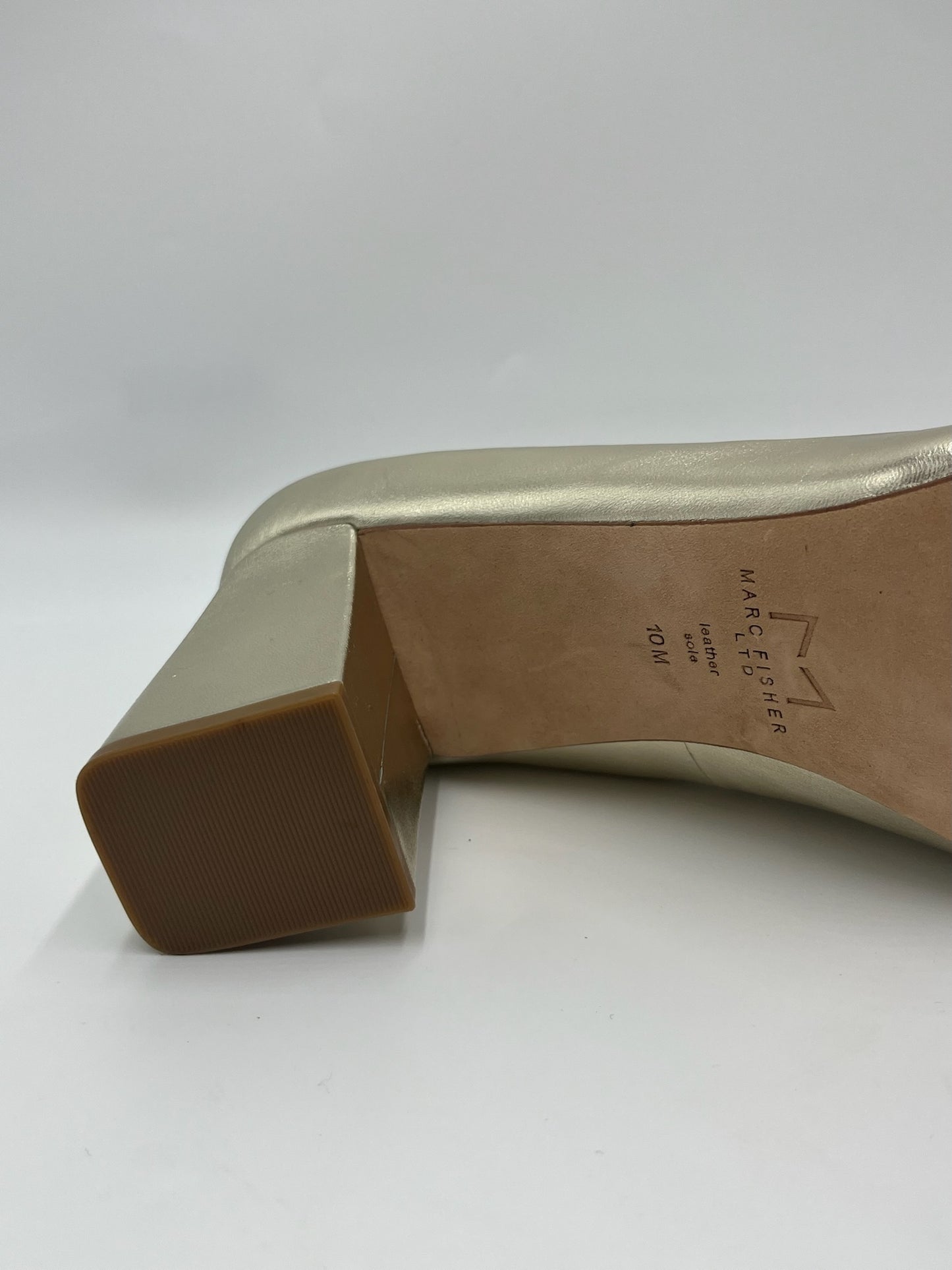 Marc Fisher Alibene Metallic Gold Leather Pump Size 10
