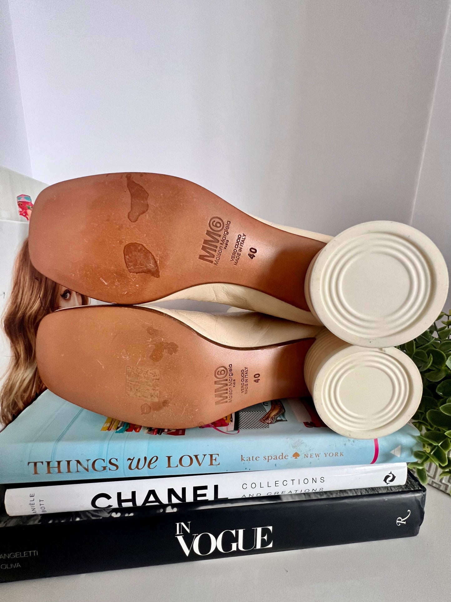 MM6 MAISON MARGIELA Cream Ankle Boots Size 40