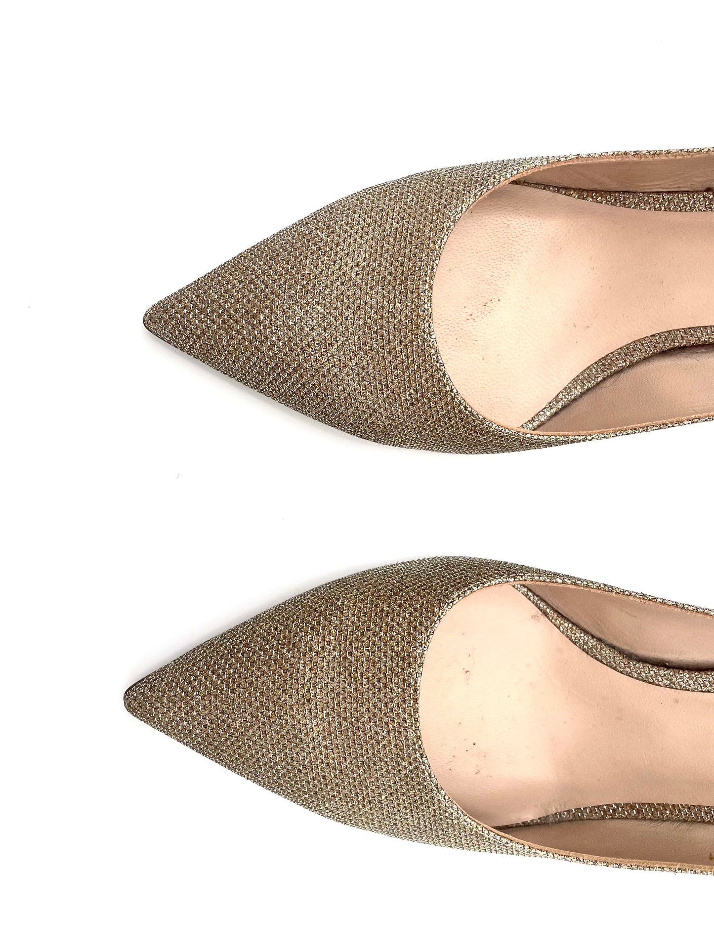 Stuart Weitzmann Gold Pointed Toe Pump Size 11