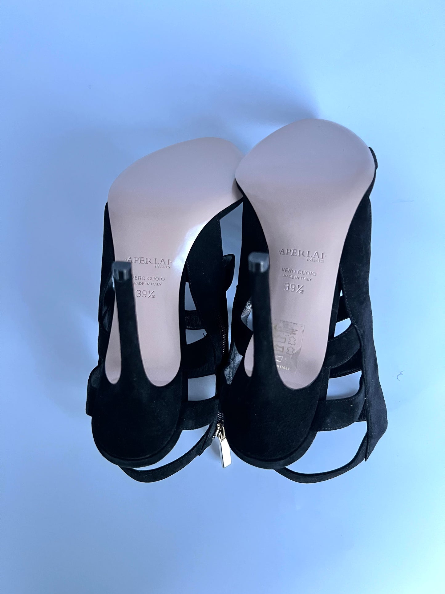 Brand New Aperlai Black Suede Strappy Heels Size 40