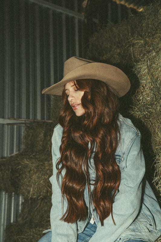 Vintage Western Fashion: Where to Find & Rent Unique Pieces