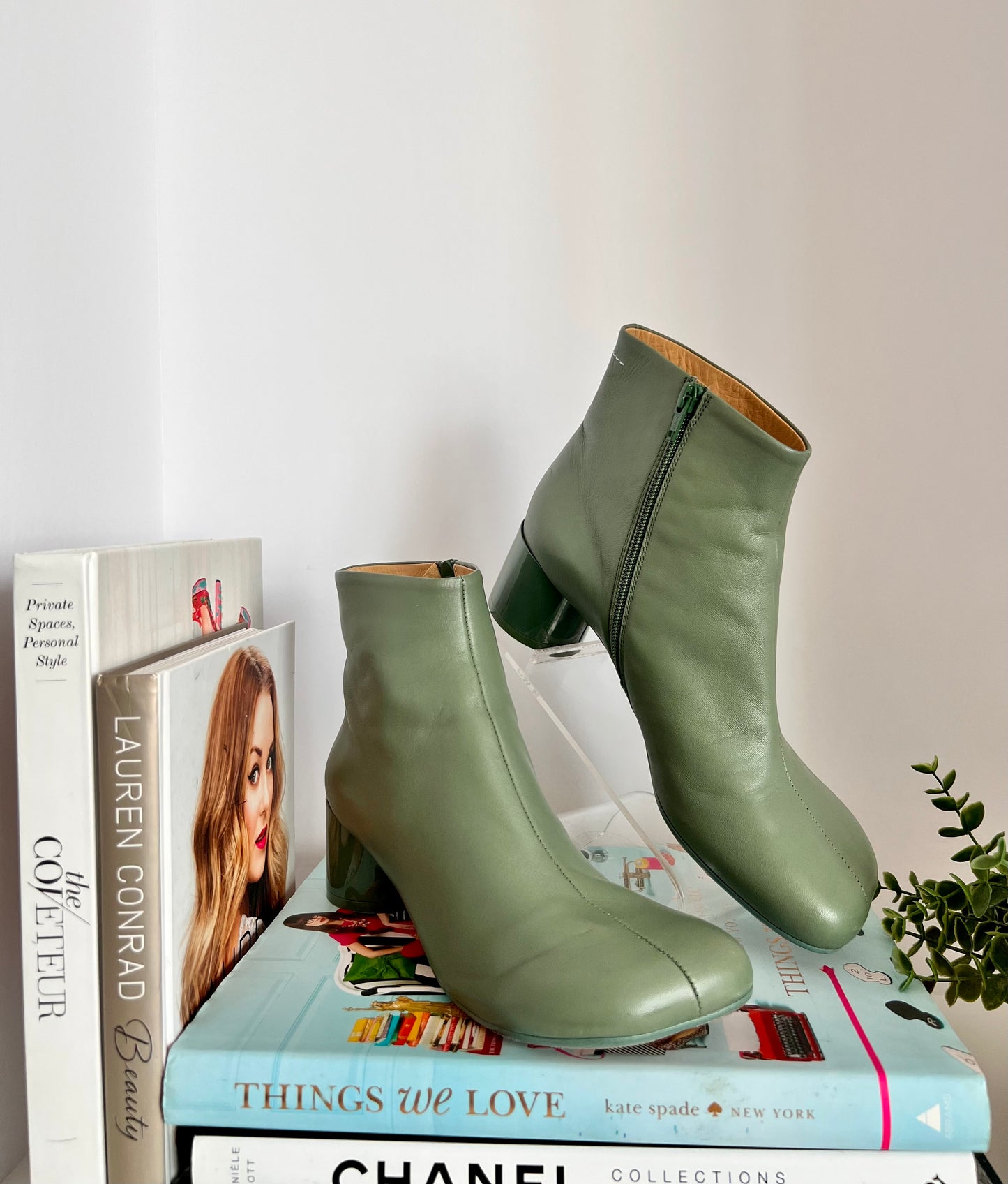 MM6 MAISON MARGIELA Green Leather Ankle Boots Size 40