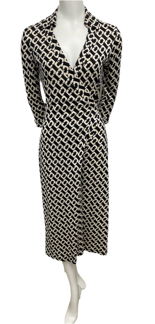 DVF Black & White Print Silk Wrap Midi Dress Size 6