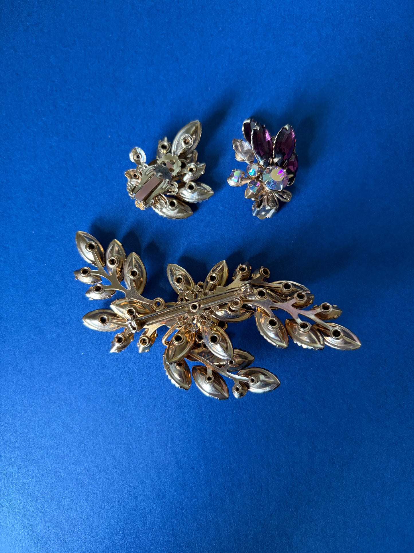1960s Purple Rhinestone Brooch & Earring Set
