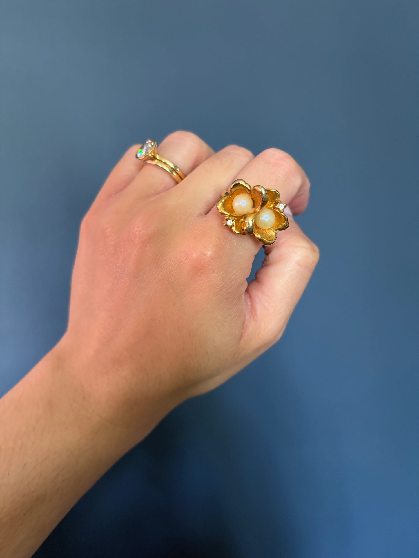 1980s Gold-Toned Flower Adjustable Ring