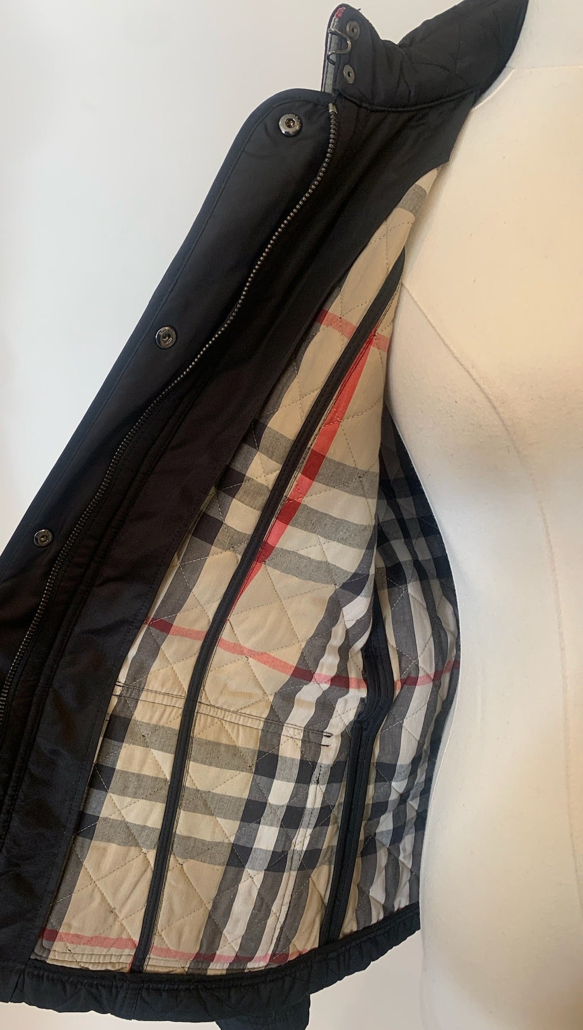 Burberry Black Quilted Belted Jacket Size S