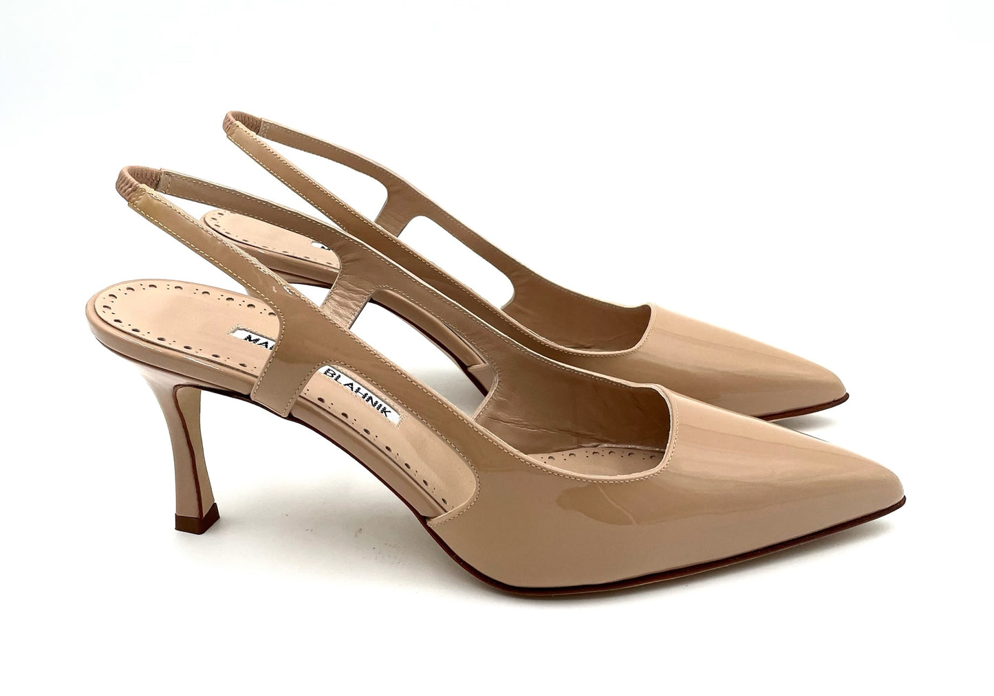 Brand New Manolo Blahnik Carolyne Nude Patent Leather Slingback Pumps Size 39
