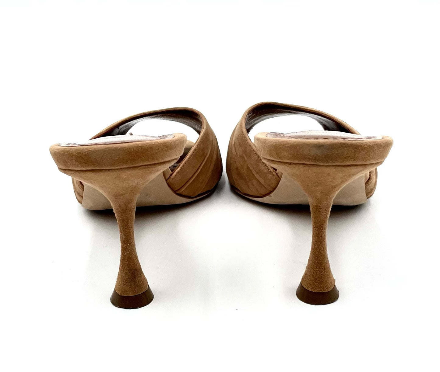Manolo Blahnik Biege Ruched Open Toe Mule Size 37