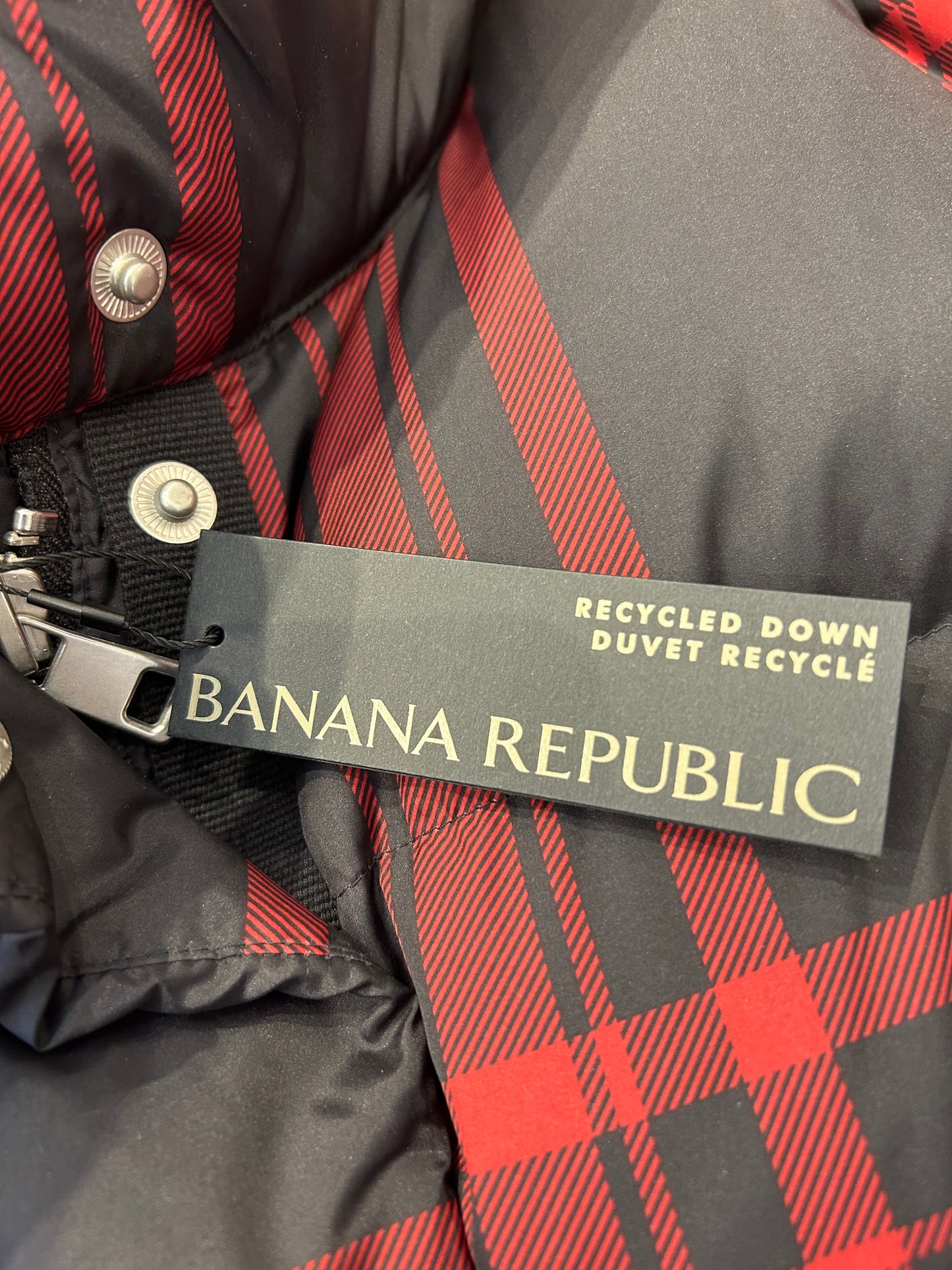 Brand New Banana Republic Black & Red Plaid Water Repellent Jacket Size M