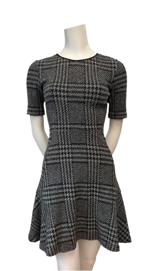 Theory Grey Houndstooth Knit Dress Size 0