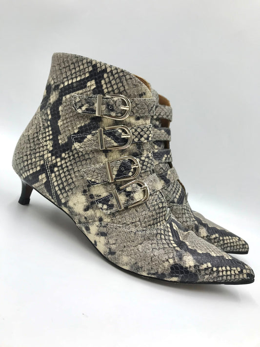 New Joie Calinda Python Kitten Heel Booties Size 40