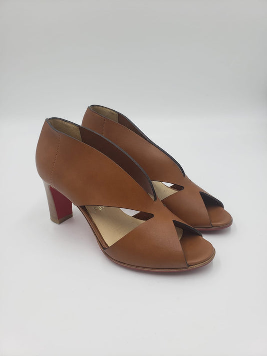 Christian Louboutin Brown Leather Heels Size 35