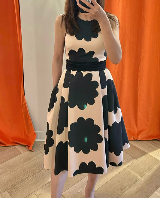Kate Spade Pink & Black Flower Print Scallop Dress Size 2 US