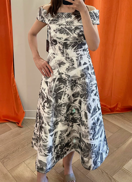 Brand New Theia Off Shoulder Printed Dress Size 2