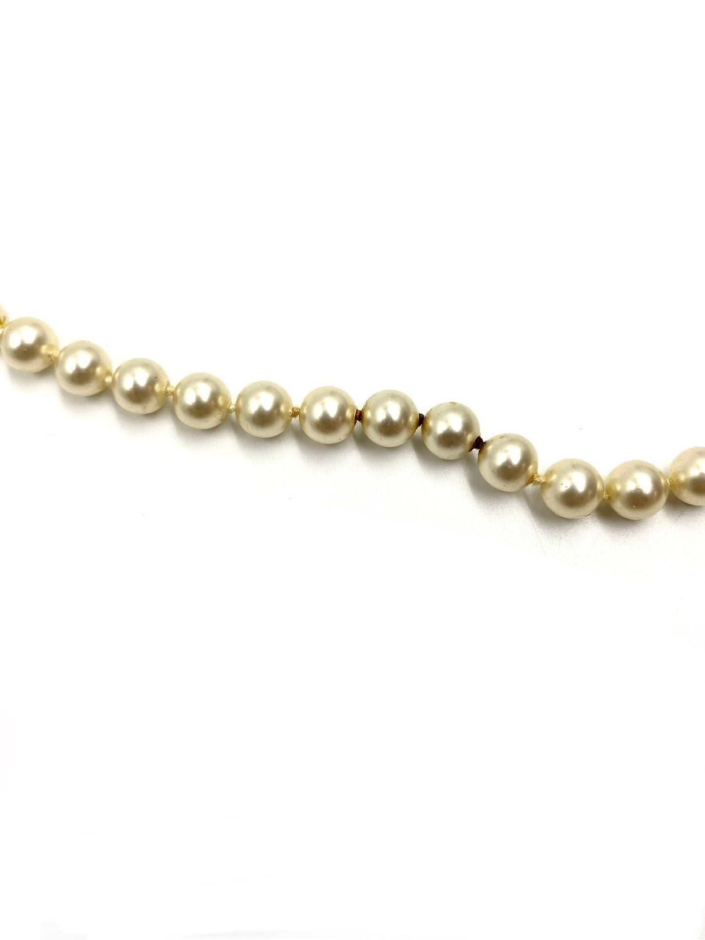 Vintage 1950s Faux Pearl Necklace