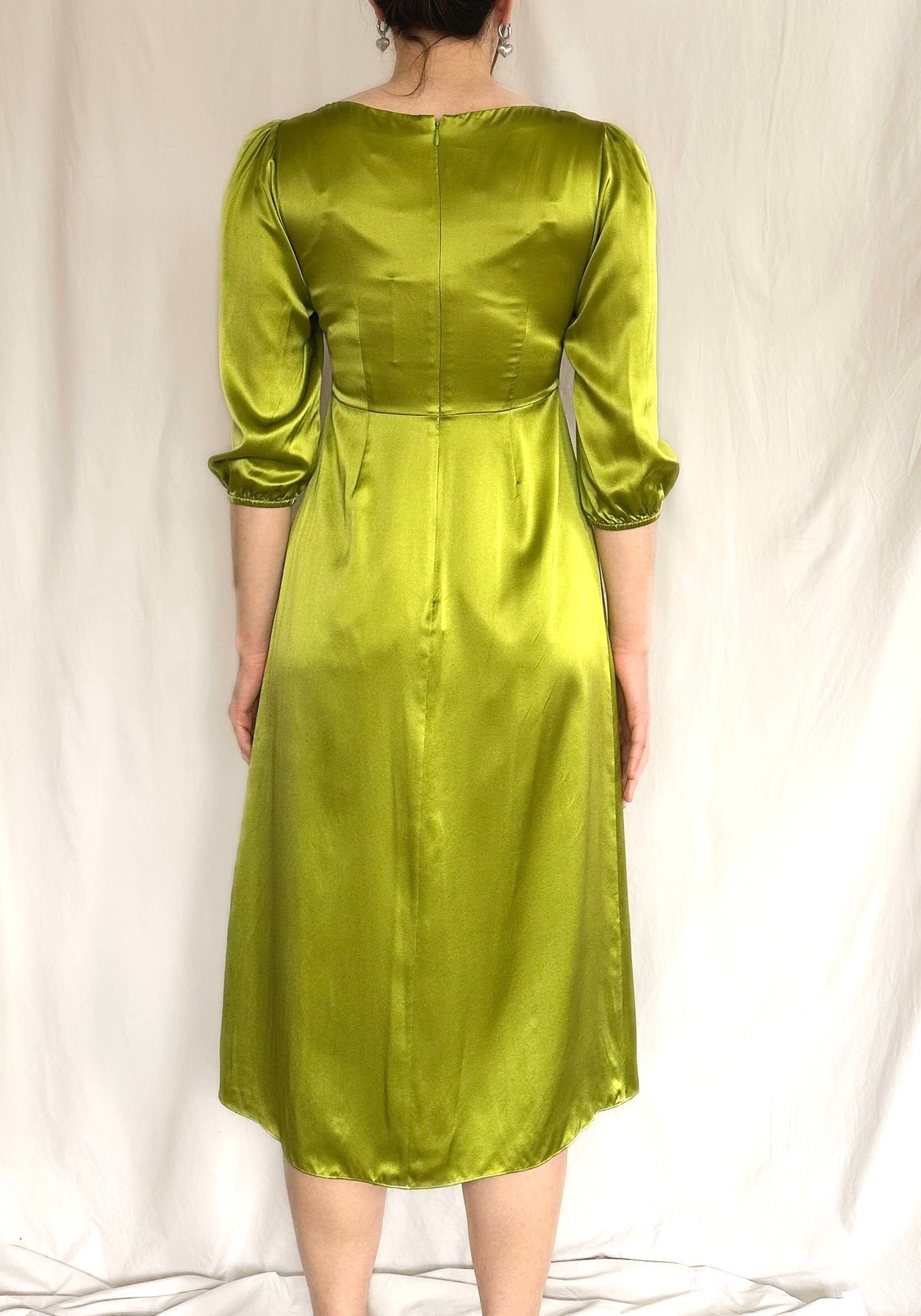 Brand New Cinq à Sept Peridot “Zosia” Silk Dress Size 6