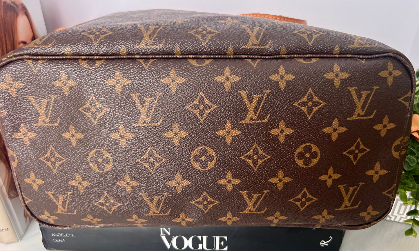 Louis Vuitton Monogram Neverfull MM Tote