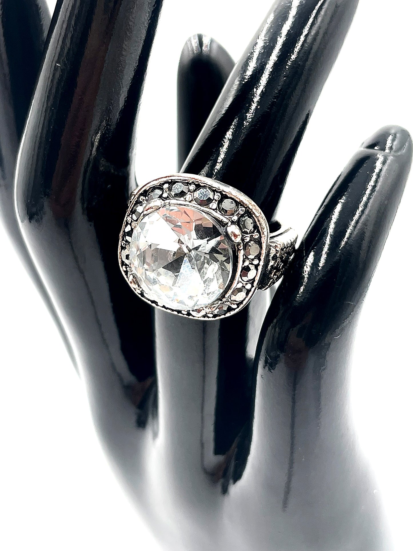 Oversized Clear Crystal Silver-Tone Cocktail Ring Size 6.5