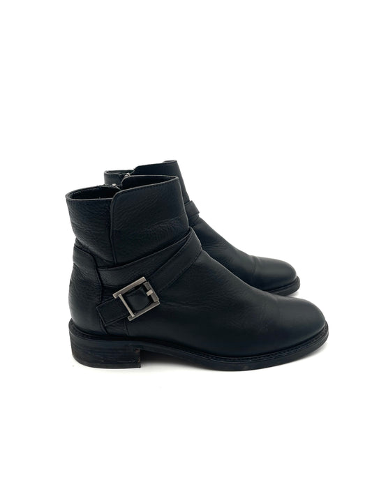 Aquatalia Black Ankle Boots Size 8.5