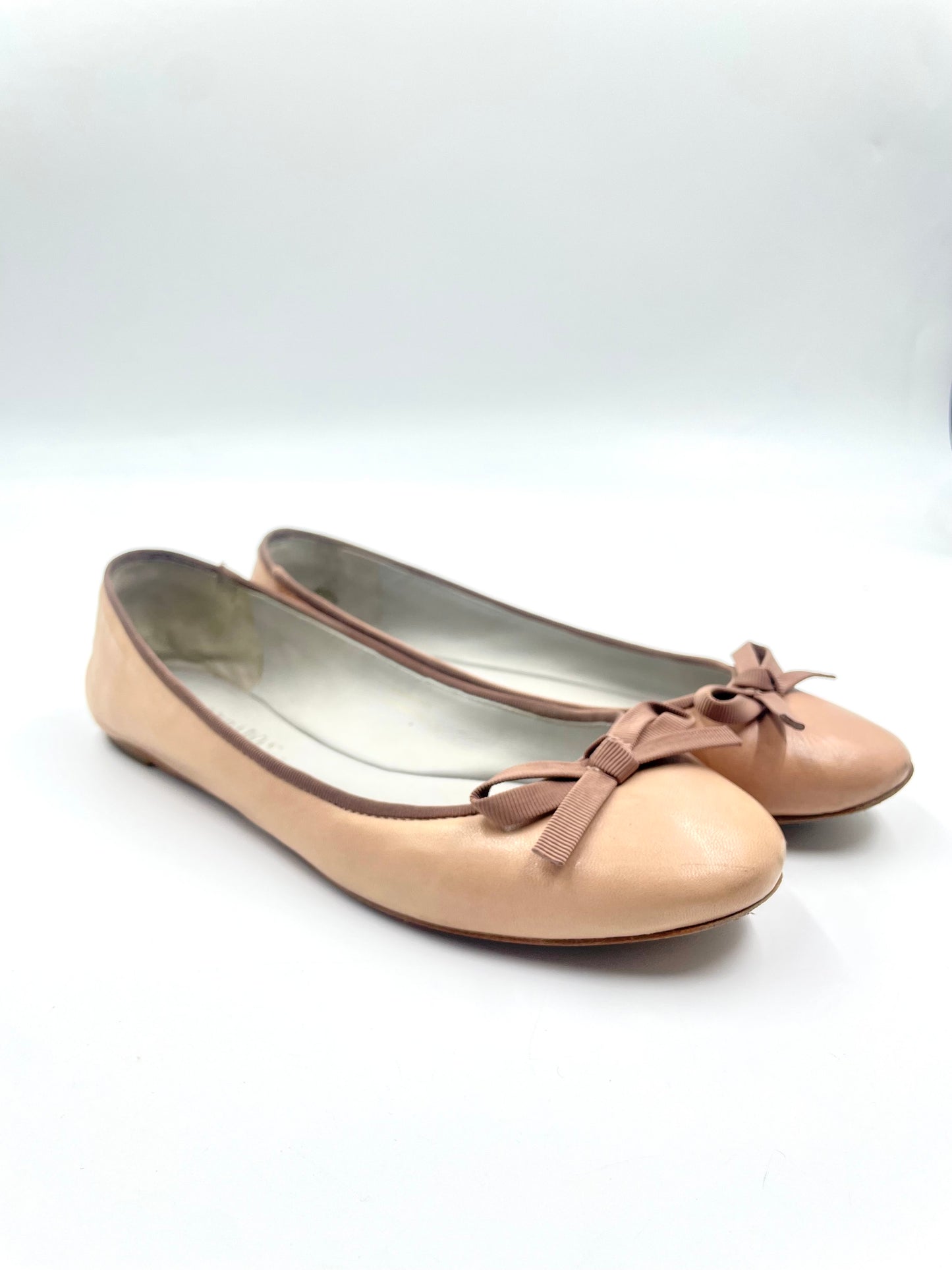 Vera Wang Pink Leather Ballet Flats Size 7.5