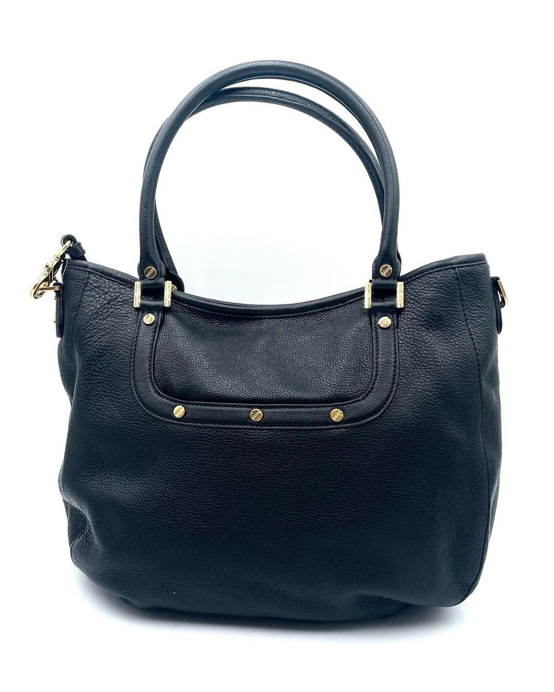 New Tory Burch Amanda hobo bag in black pebbled leather with gold-tone hardware and double handles.