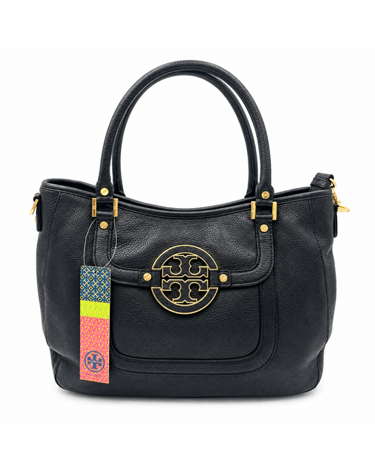 New Tory Burch Amanda hobo bag in black pebbled leather with gold-tone Double T logo and attached brand tag.