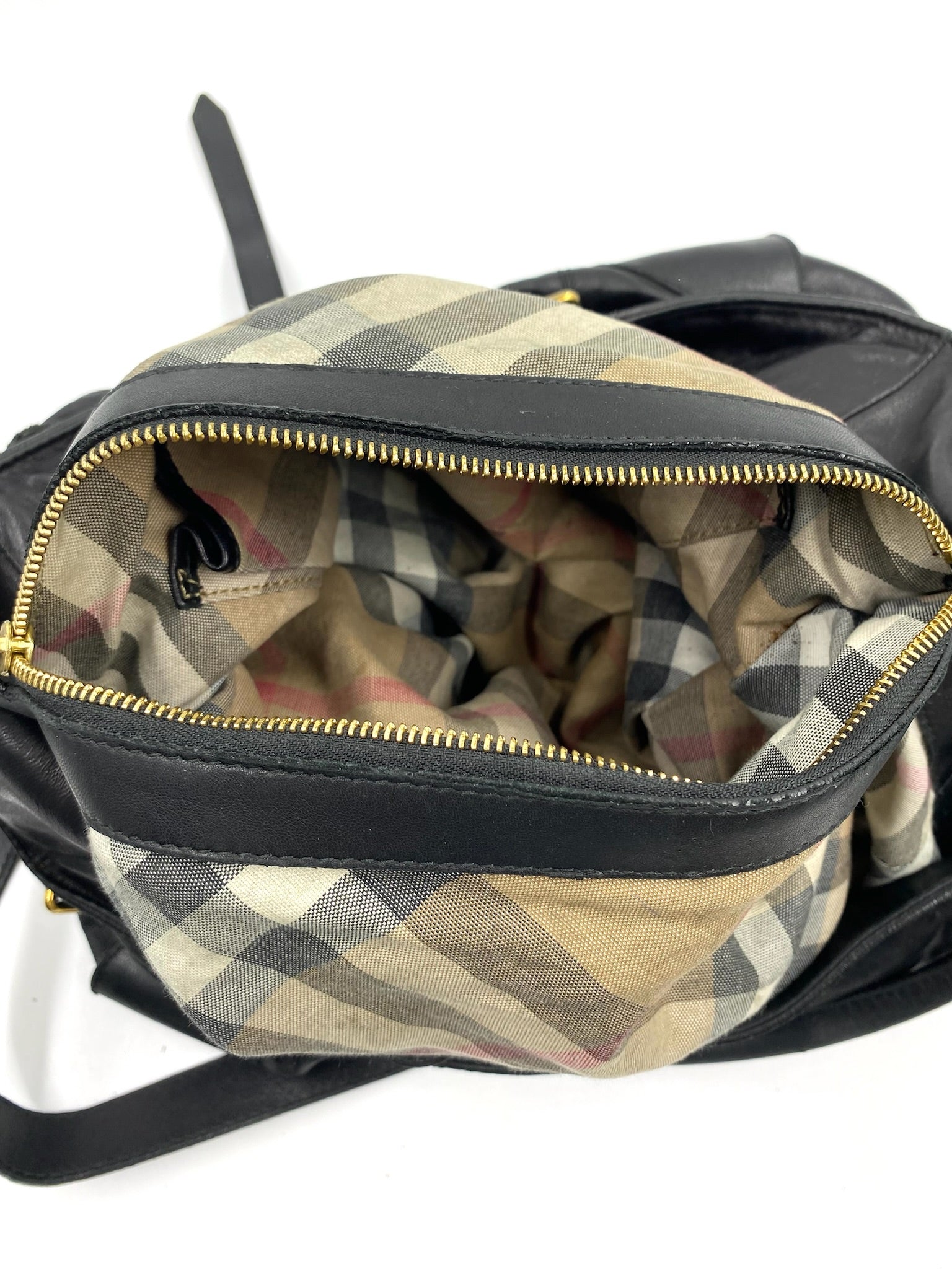 バッグ burberry black label big logo boston bag Burberry Black Large Leather Handbag – Joyce's Closet