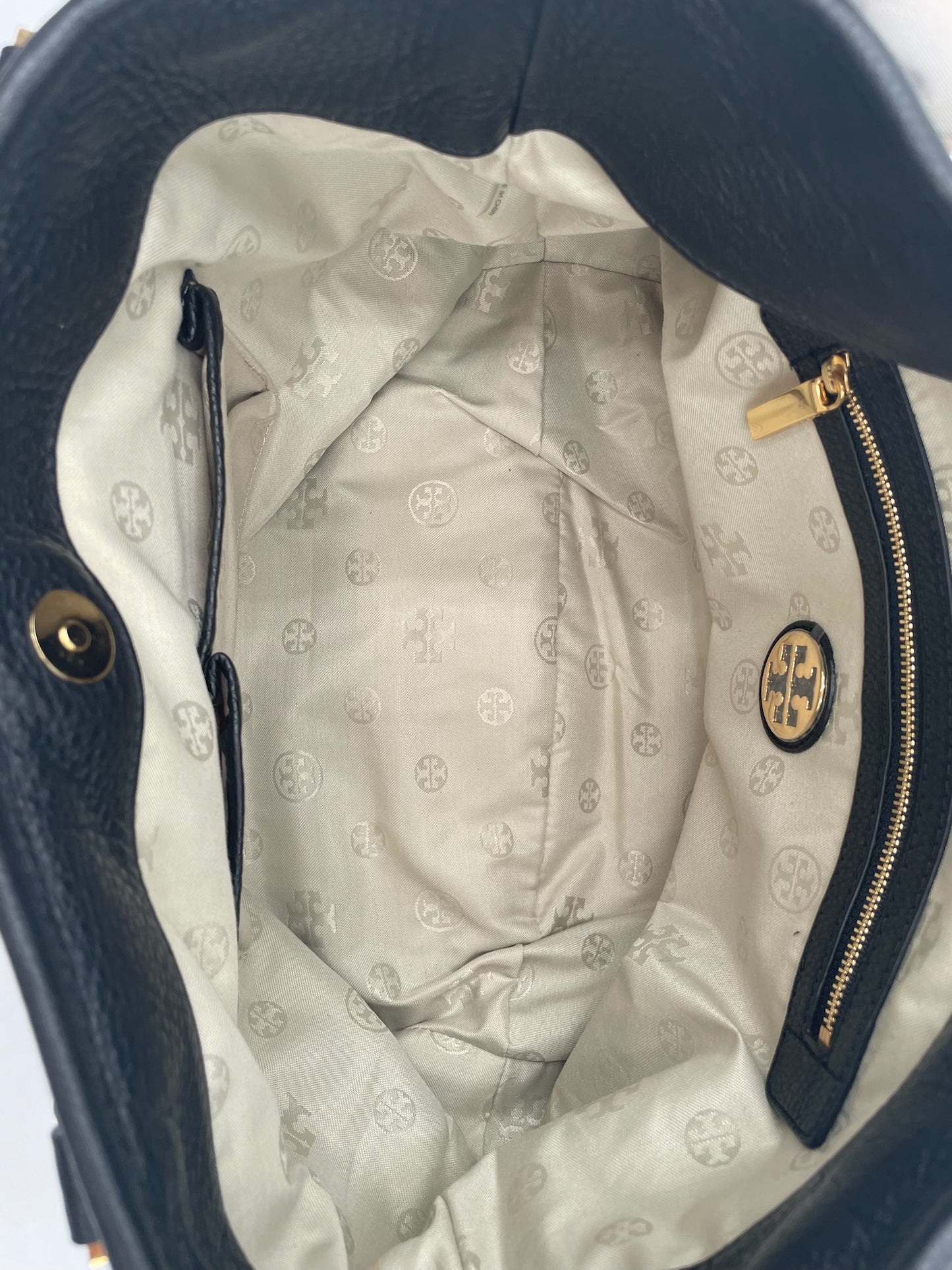 Brand New Tory Burch Black Amanda Hobo Bag