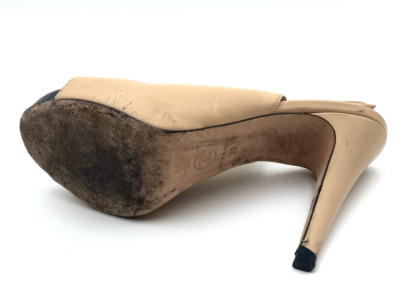 Chanel Biege Lambskin Slingback Heels Size 39
