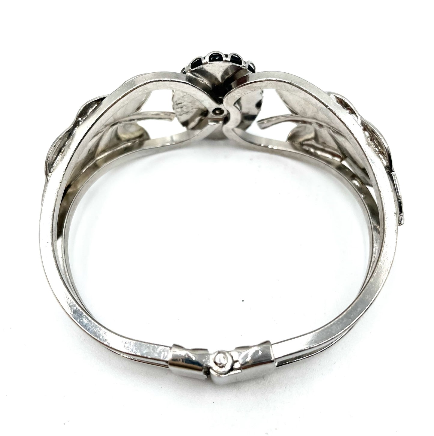 Vintage Silver-Tone Leaf & Black Oval Statement Bracelet