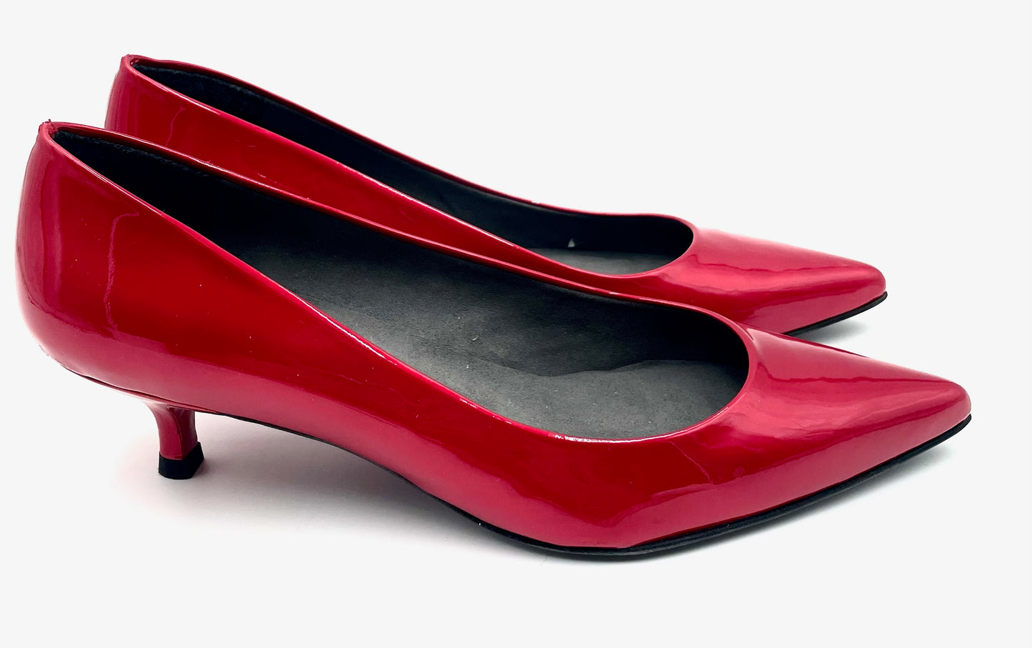 Stuart Weitzmann Red Patent Kitten Heel Pump Size 8M