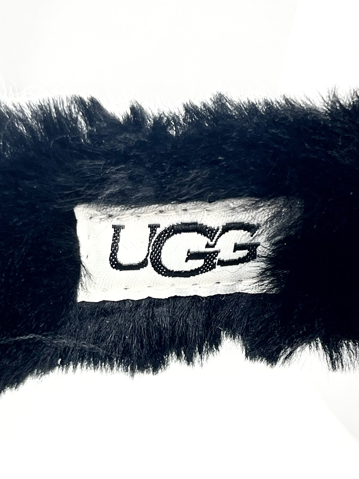 Brand New Ugg Black Sheepskim Bluetooth Earmuff