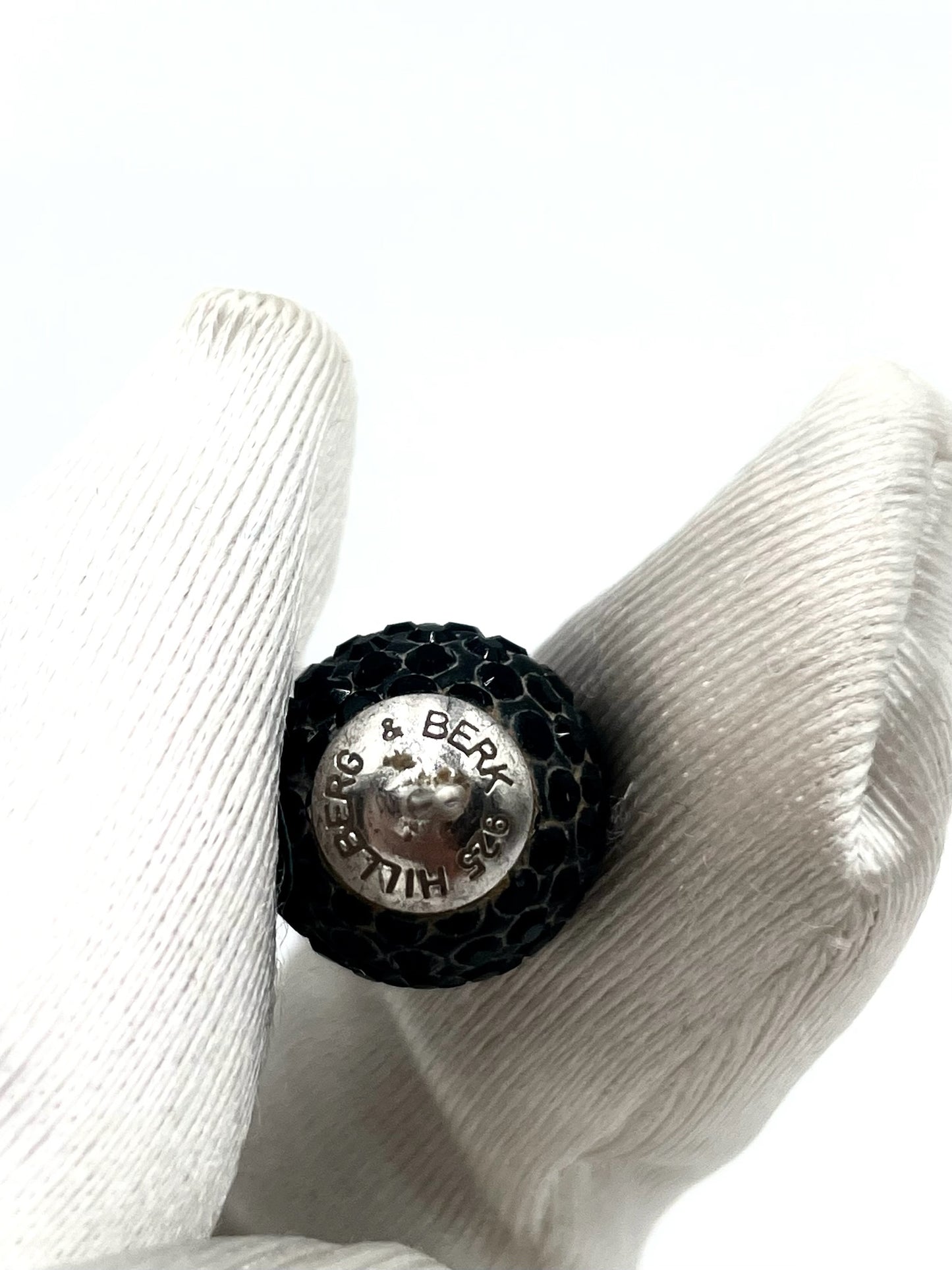 Hillberg & Berk Black Sparkling Ball Earring
