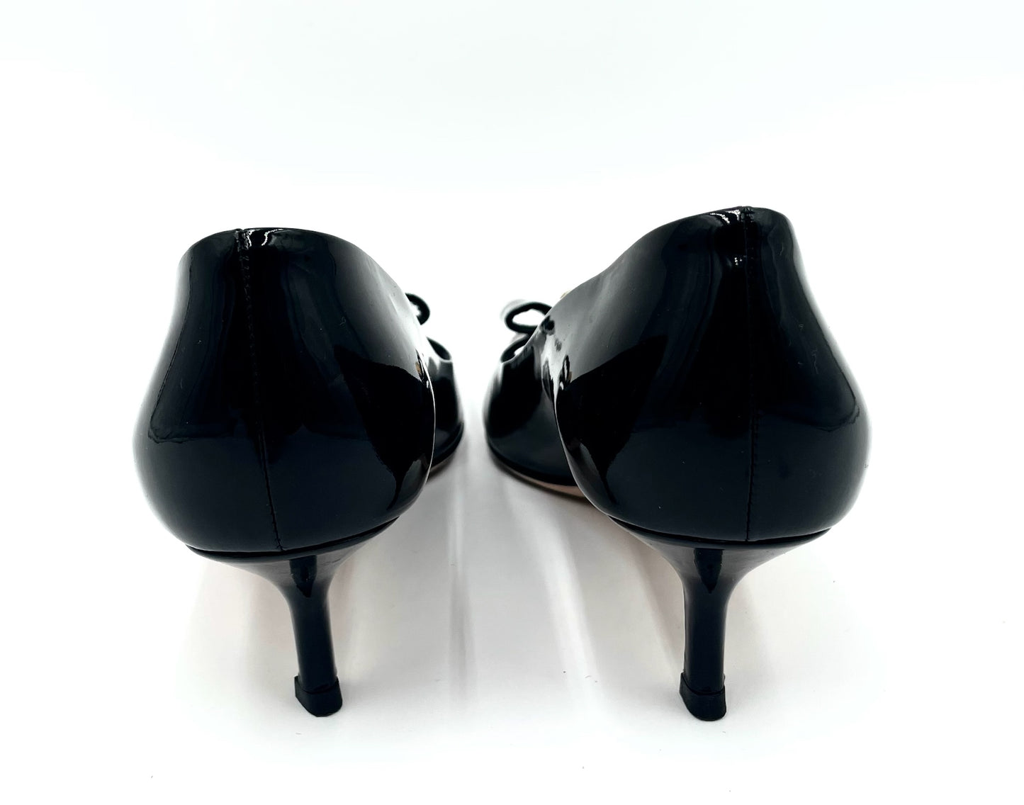 Gucci Black Patent Open Toe Kitten Heel Pump Size 38