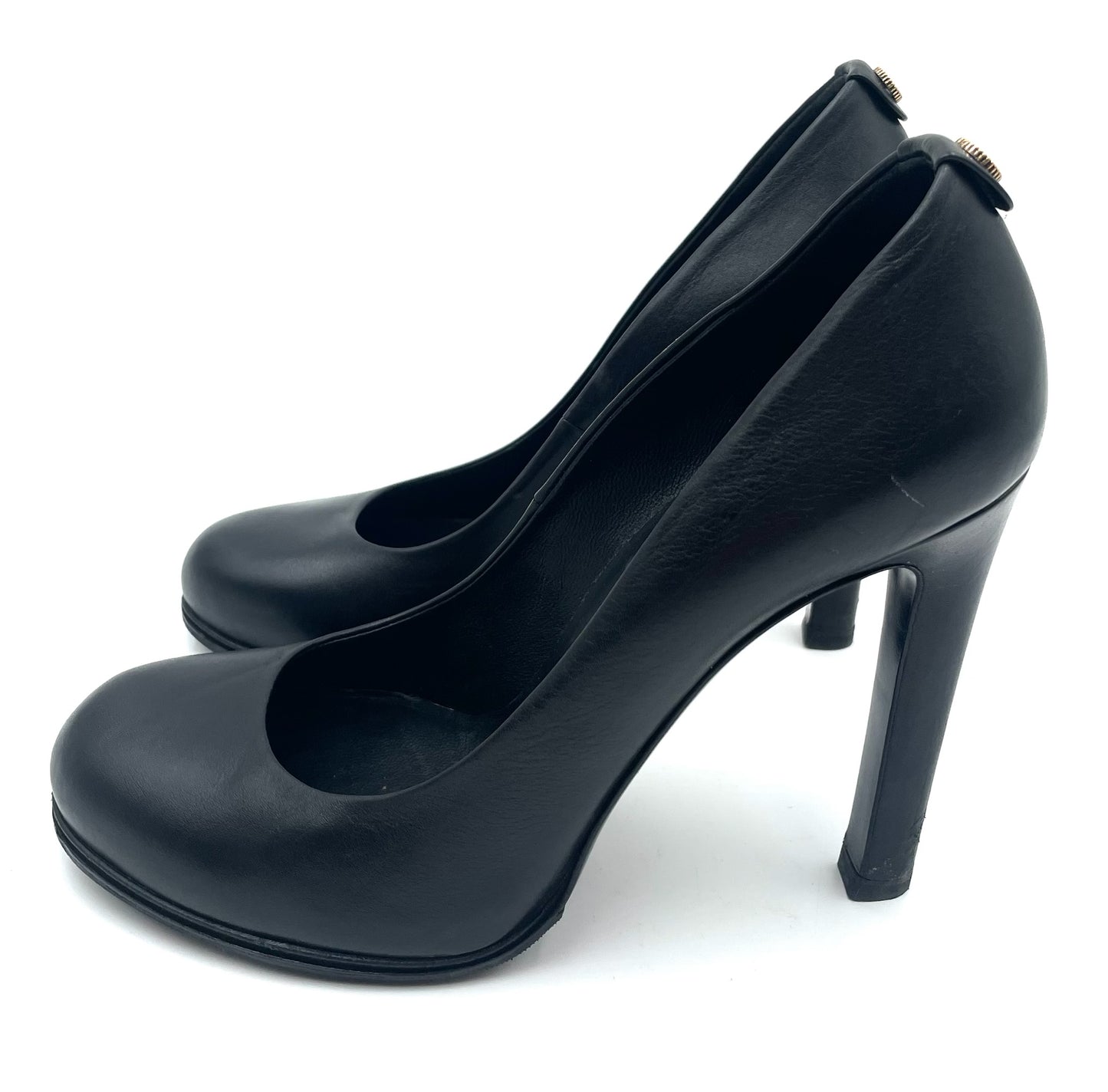 Gucci Black Round Toe Pumps Size 38